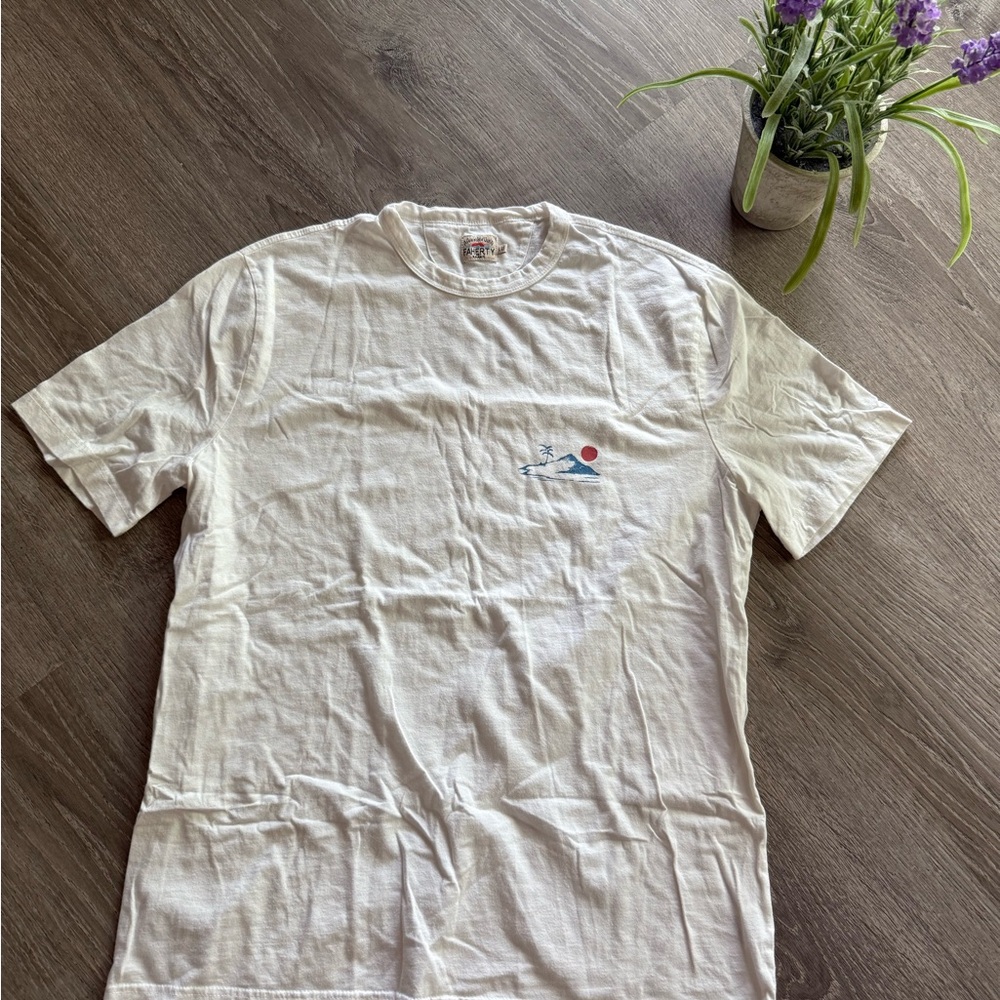Faherty White Short Sleeve Tee Classic Crew Neck
